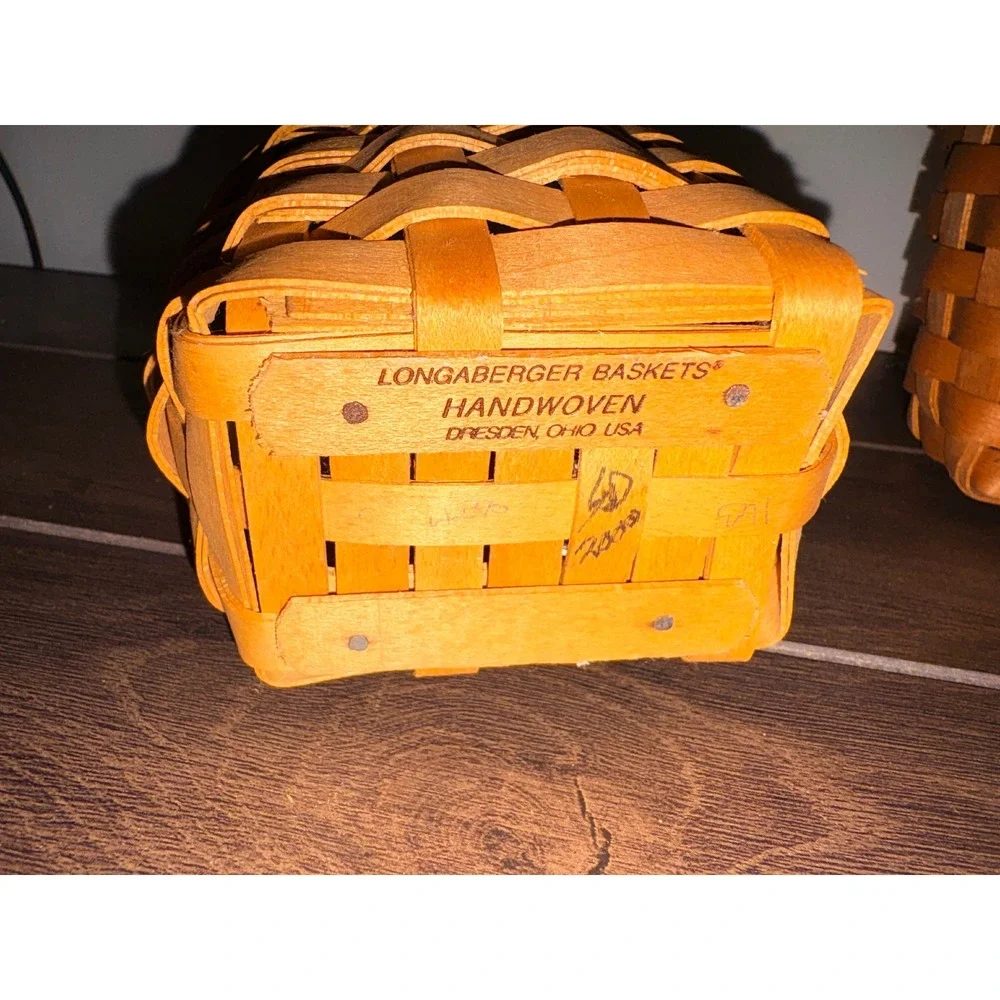 Longaberger Baskets Set of 4 Handwoven 1993-2004 Tea Basket Wall Booking Hostess